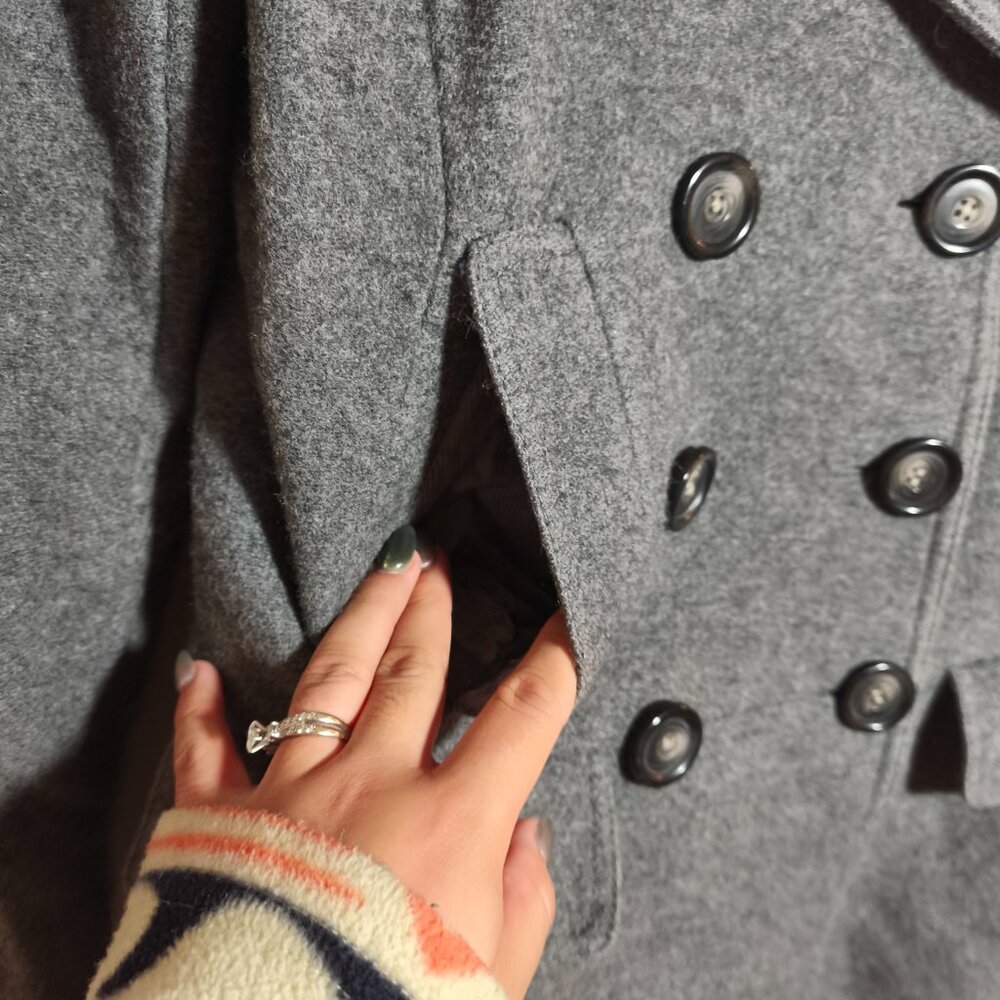 Banana Republic Double Breasted Pea Coat sz M Gray Italian Wool Classic Preppy - Picture 3 of 10